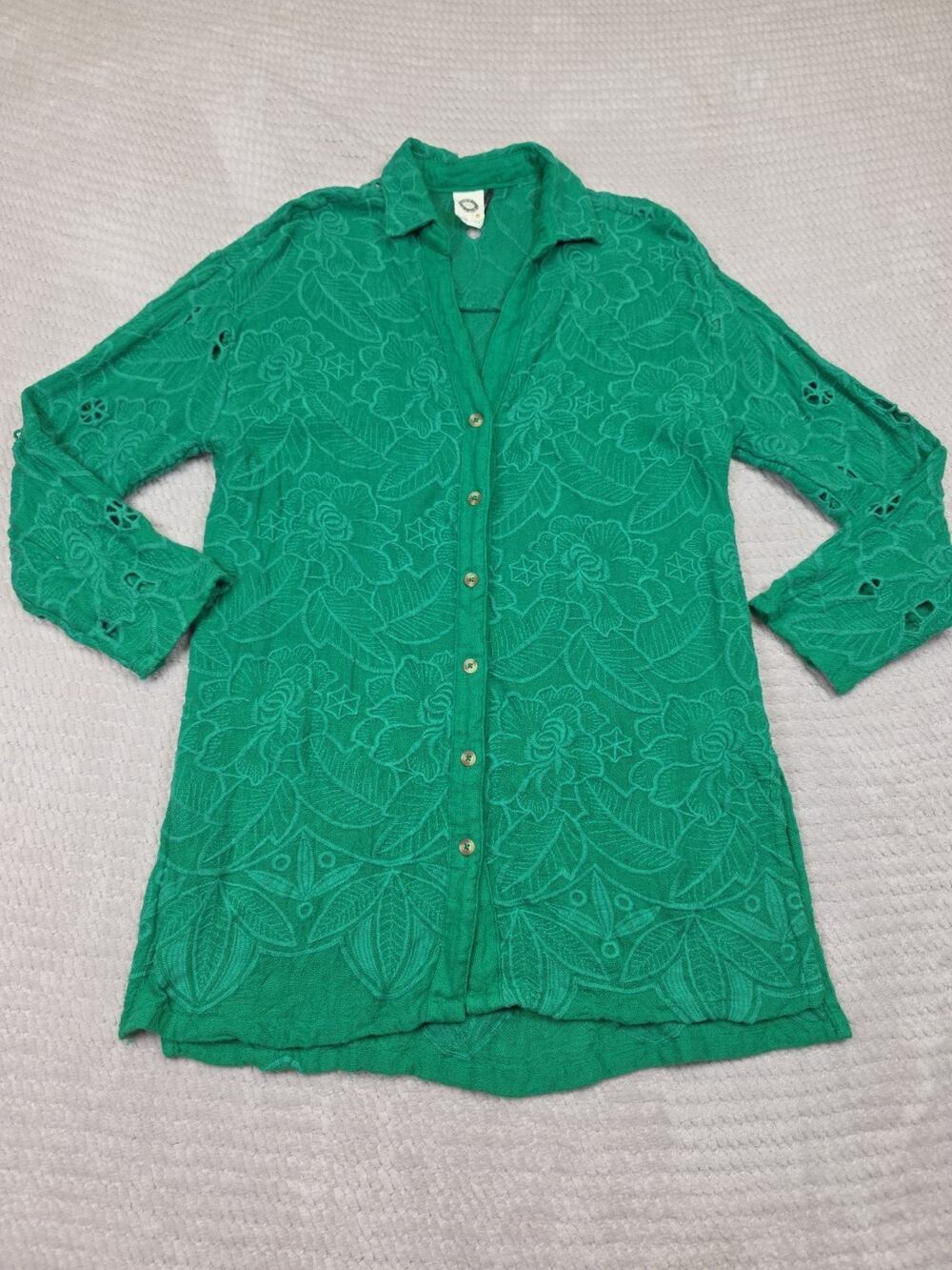 Akemi & Kin Anthropologie Shirt Womens XS Abacos Green Embroidered Lace Floral